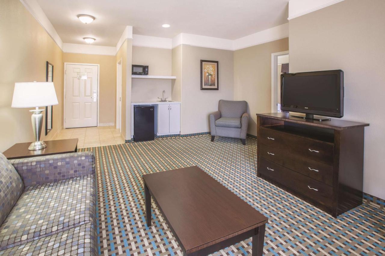 La Quinta By Wyndham Bay City Esterno foto
