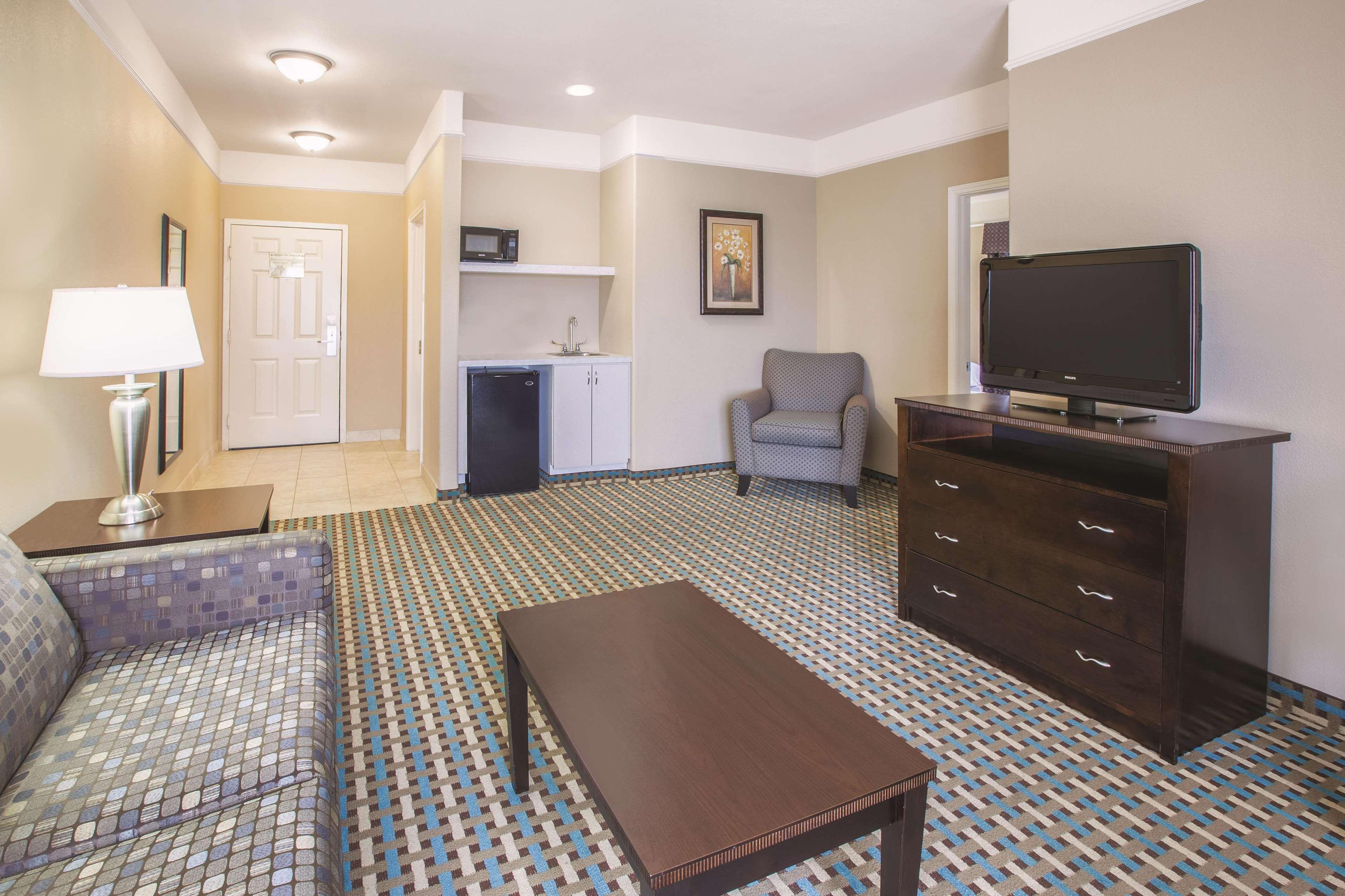 La Quinta By Wyndham Bay City Esterno foto